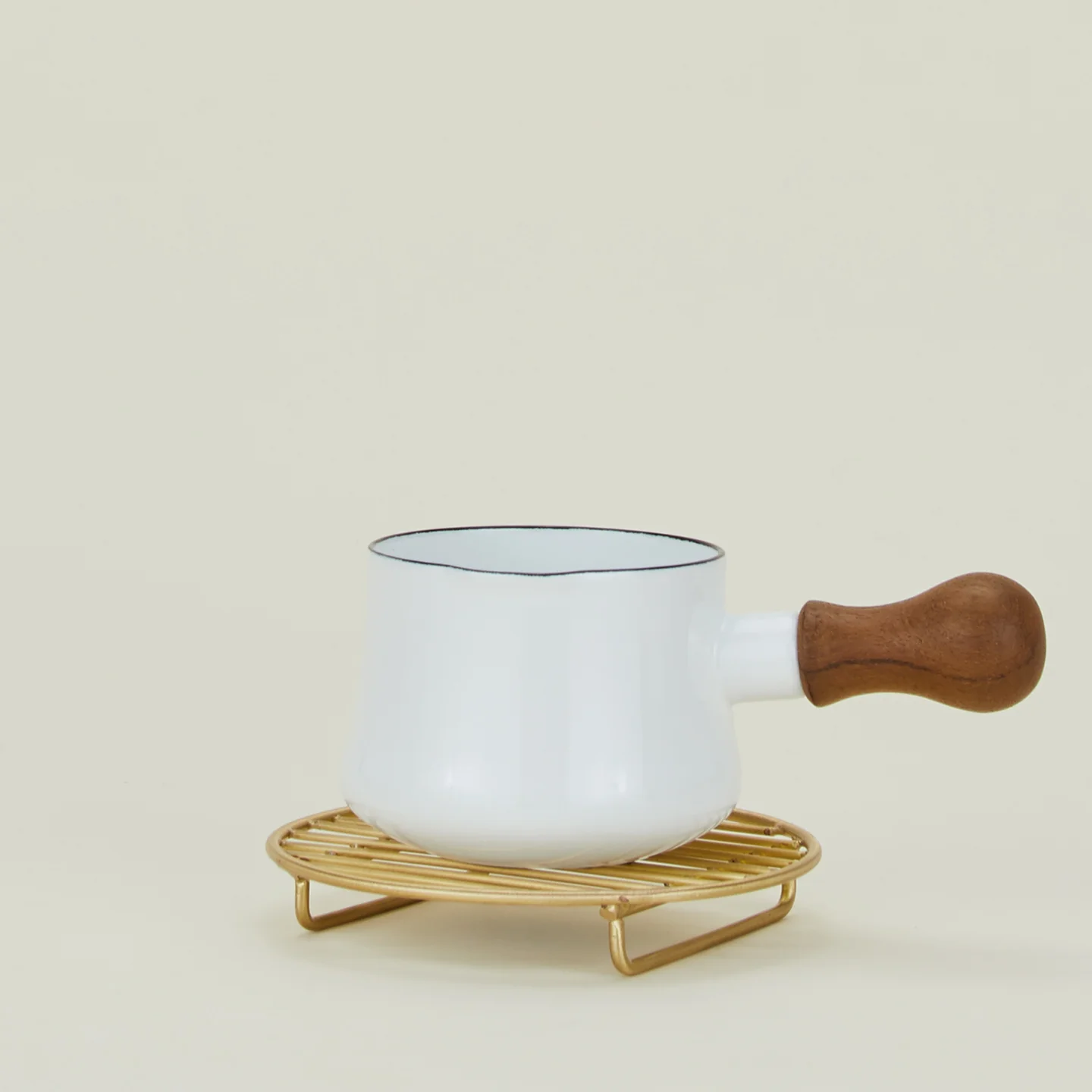 Brass Wire Rack - Round - Image 3