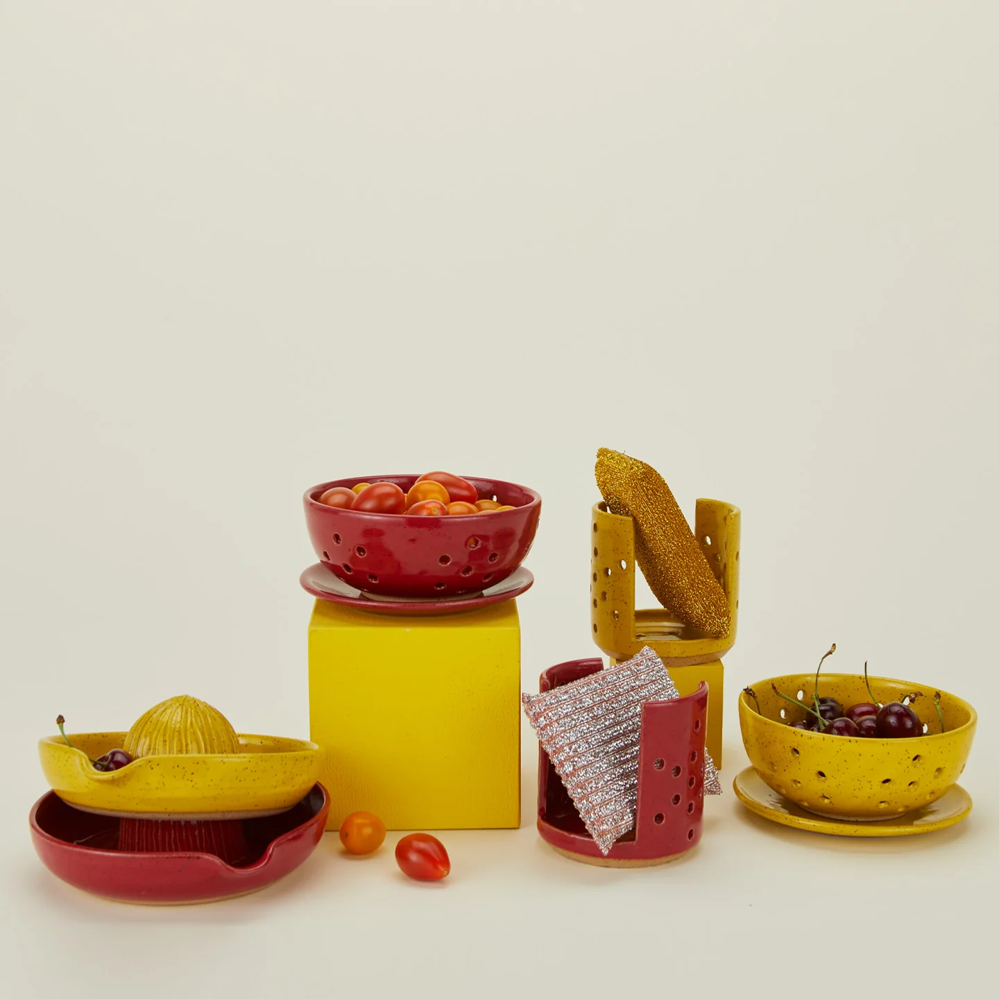 Citrus Juicer - Coral - Image 5