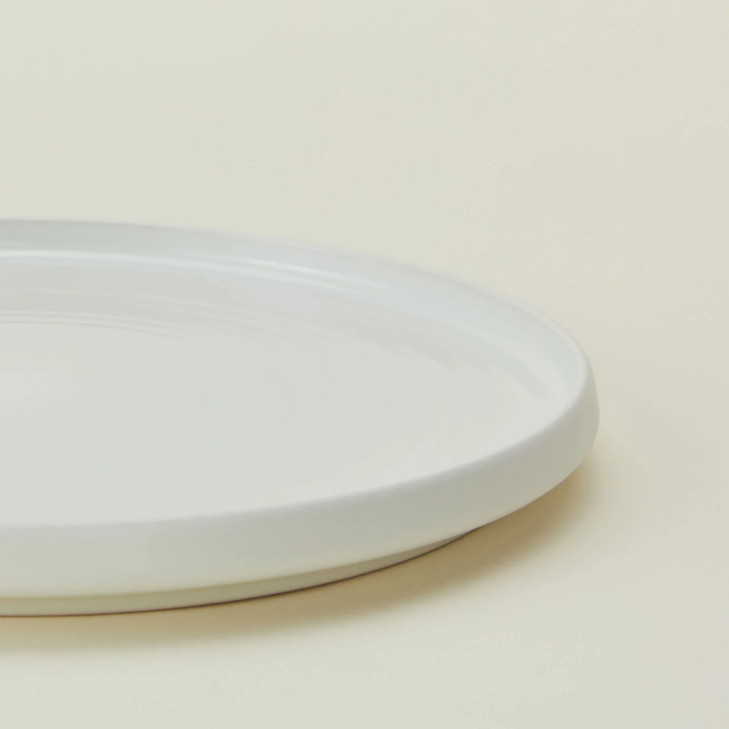 Essential Dinner Plate, Set of 4 - Bone - Image 3