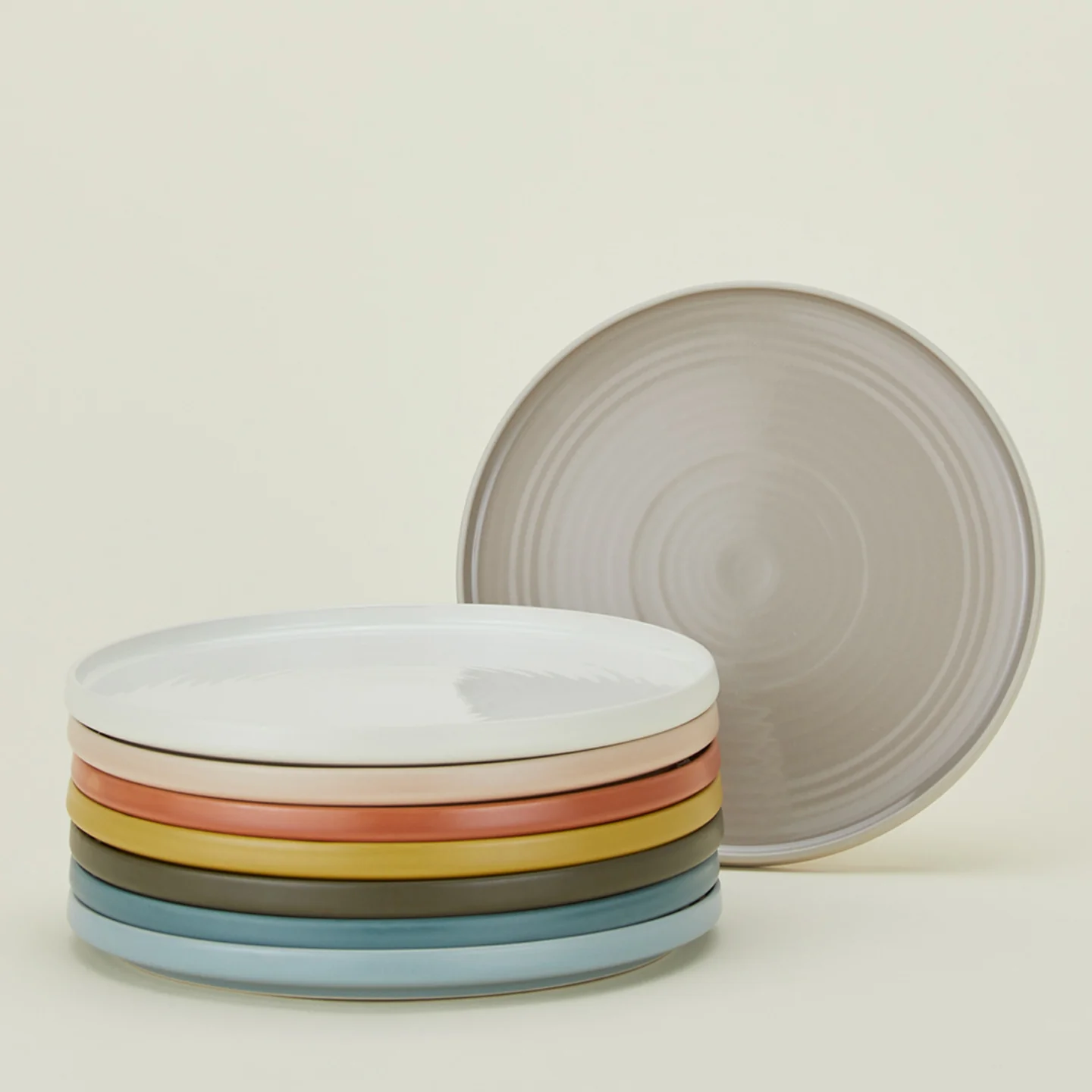 Essential Dinner Plate, Set of 4 - Bone - Image 6
