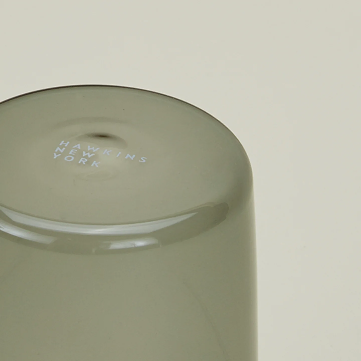 Essential Glassware, Set of 4 - Smoke - Image 9