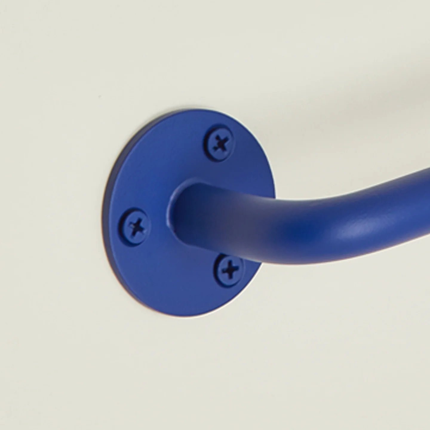 Essential Towel Bar - Klein Blue - Image 5