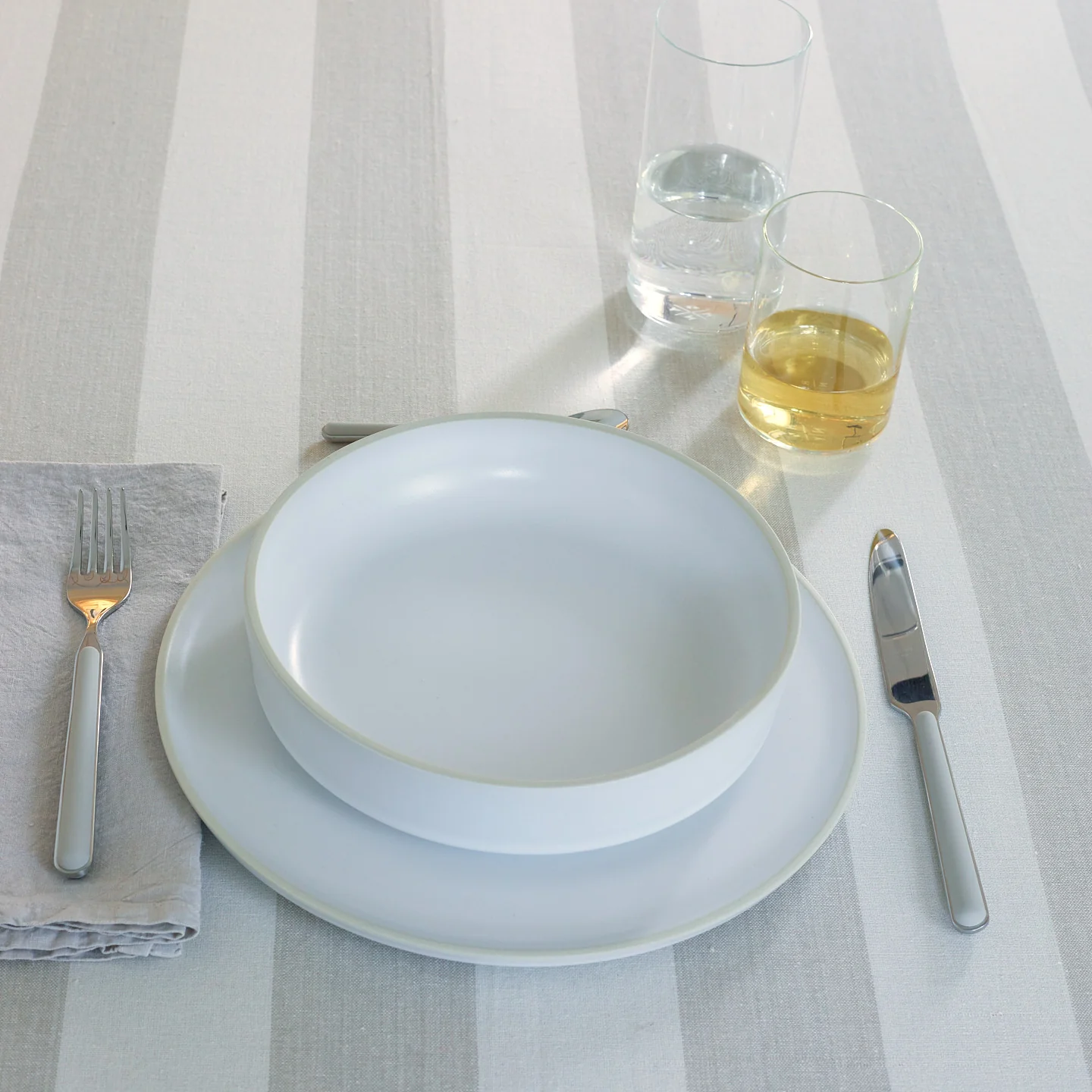 Modernist Low Bowl - Image 3