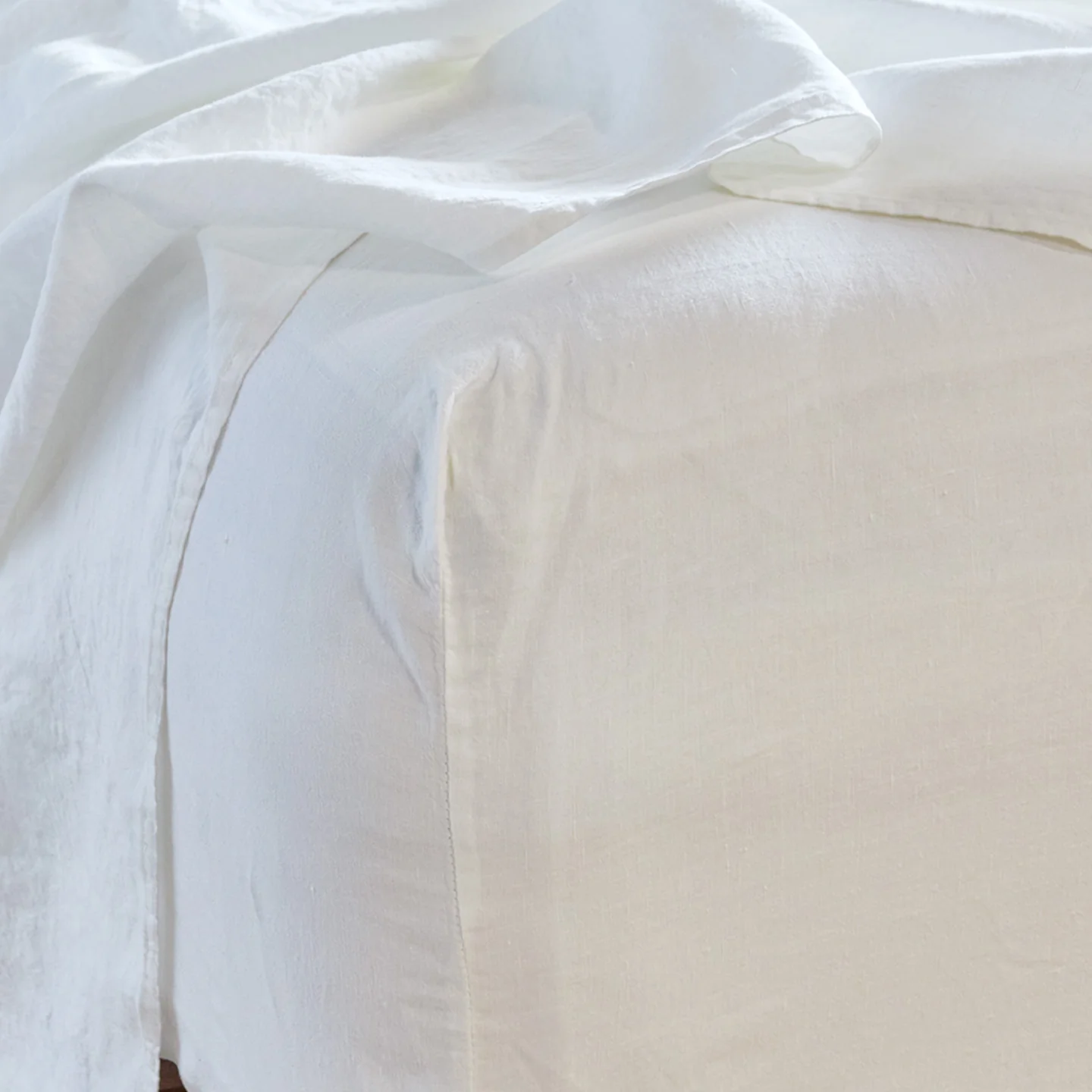 Simple Linen Fitted Sheet - White - Image 6