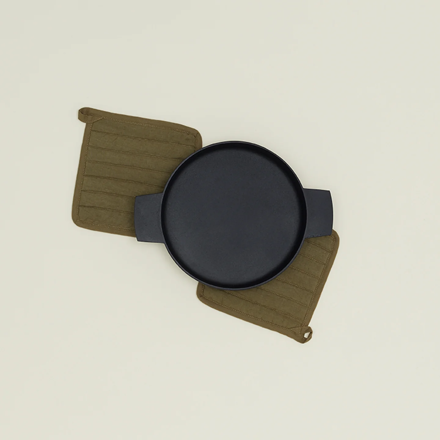 Simple Linen Pot Holders, Set of 2 - Olive - Image 2