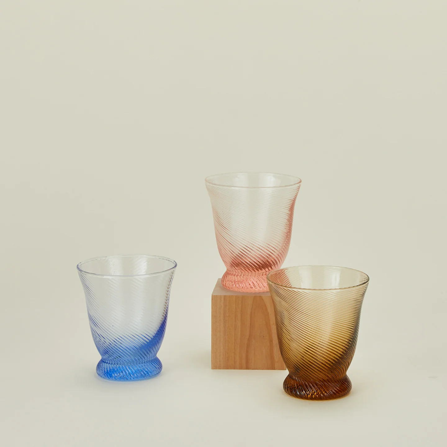 Spiral Tumbler, Set of 4 - Pink - Image 5