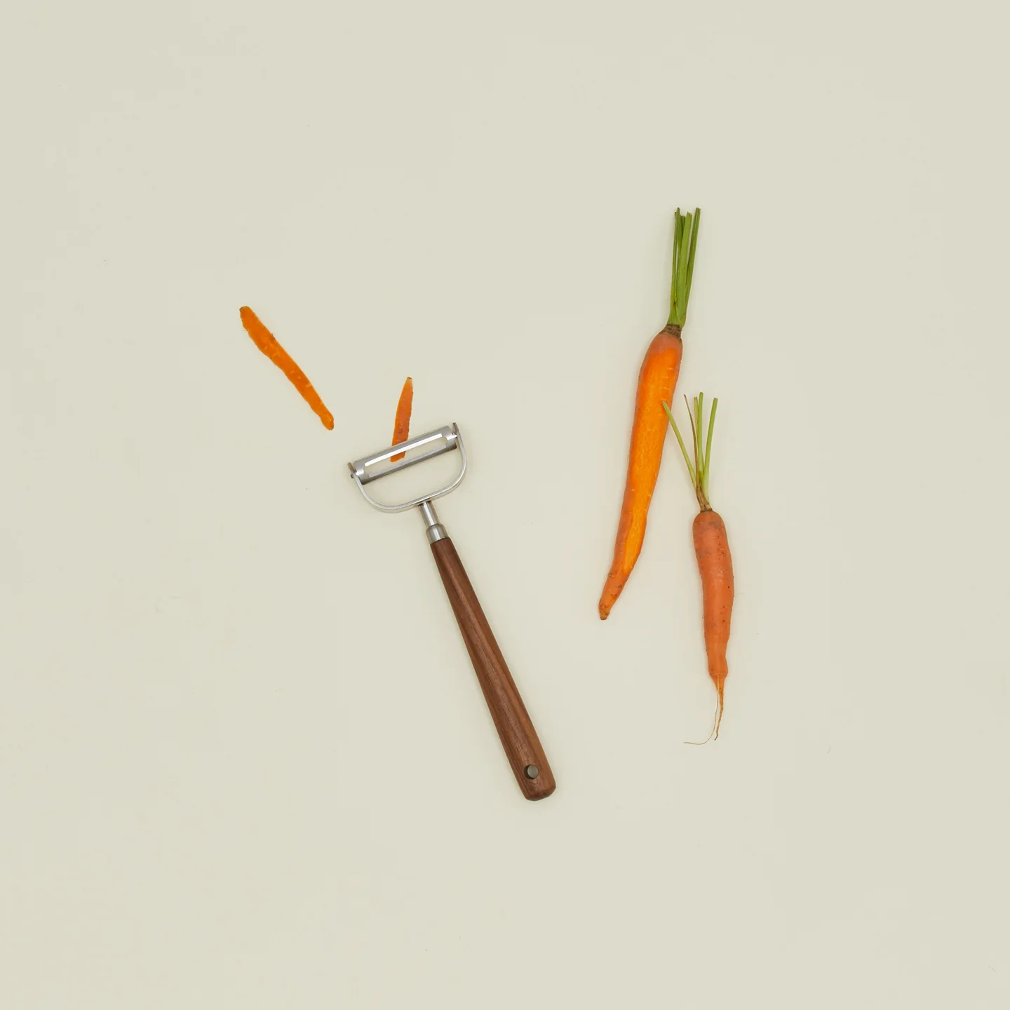 Walnut-Handled Vegetable Peeler - Image 3